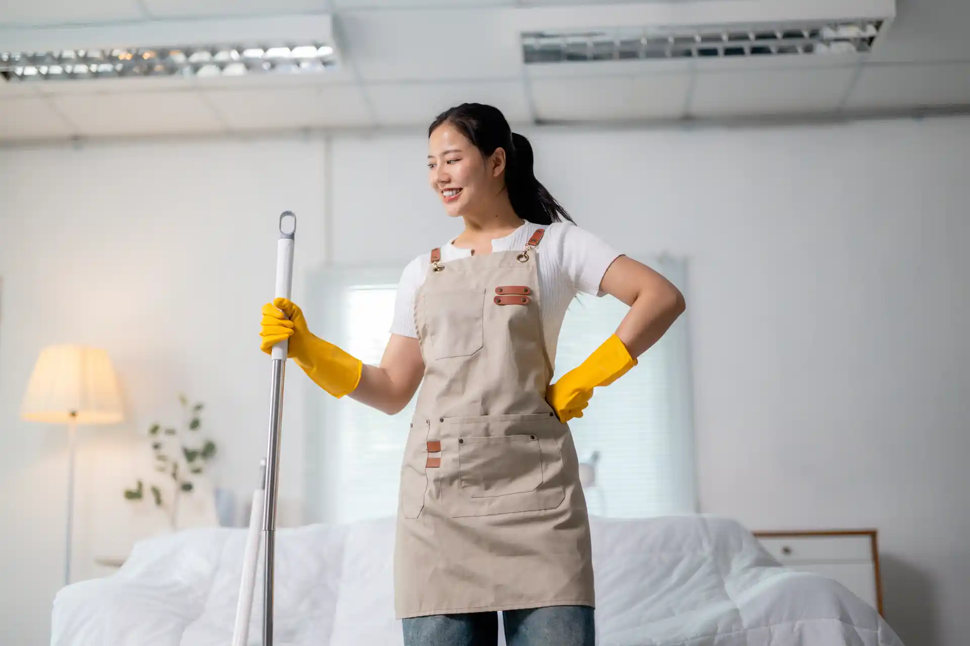 Deep Cleaning vs Regular Cleaning: What's the Difference?